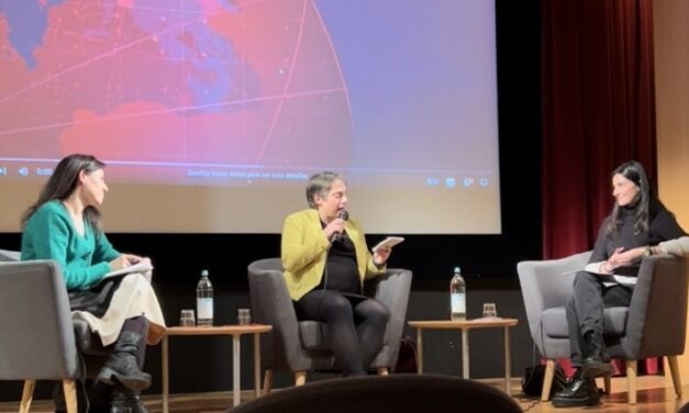 Carmen Guillén participa en una mesa redonda en Múnich