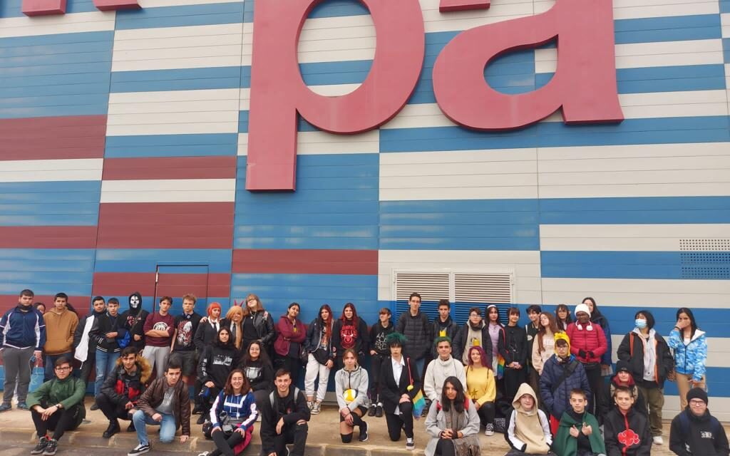 MEDIO CENTENAR DE JÓVENES DISFRUTA DEL SALÓN MANGA Y LA CULTURA ALTERNATIVA EN LA WINTER FREAK DE TORRE PACHECO