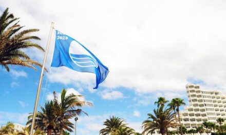 Mazarrón consigue seis banderas azules en sus playas y puerto deportivo