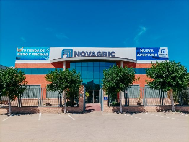 Novagric inaugura una nueva tienda de riego, jardín y piscinas en Mazarrón