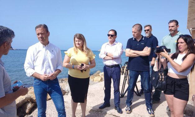 Los arqueólogos prevén extraer el barco fenicio de Mazarrón por secciones y en urnas