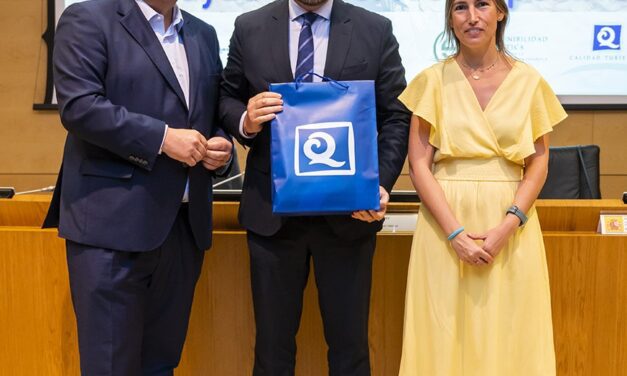 7 BANDERAS ‘Q DE CALIDAD’ Y 11 ‘S DE SOSTENIBILIDAD’ ONDEARÁN EN LAS PLAYAS DE MAZARRÓN