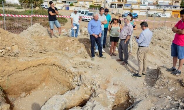 Ginés Campillo defiende la puesta en valor de los restos arqueológicos aparecidos en las obras del Paseo del Alamillo