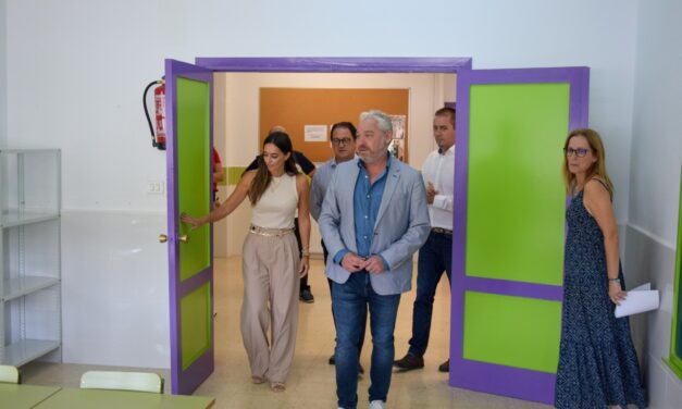 El CEIP Ginés García estrena comedor escolar con una treintena de alumnos 
