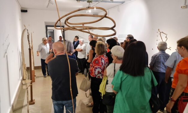 Arte y compromiso con la naturaleza. Se inaugura ‘Portadores de Sueños’ de Blas Miras en el Museo Cristóbal Gabarrón
