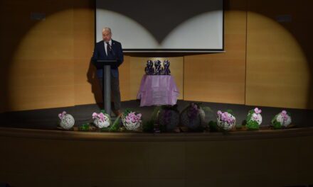 El Alcalde pronuncia un emotivo manifiesto en conmemoración del Día Internacional de la Eliminación de la Violencia contra la Mujer