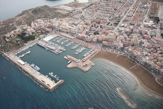 El pasado martes, día 14, tuvo lugar la primera reunión para la Creación de la Mesa de Trabajo sobre la descentralización y gestión del núcleo urbano de Puerto de Mazarrón