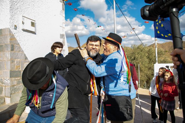 Las Balsicas celebran sus fiestas de ‘Los Rebuznos’ en una oda a la tradición popular