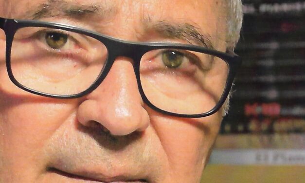 El Escritor mazarronero Juan Soler es atacado por un perro y resulta herido