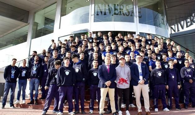 «Tengo que ganar físico para MotoGP porque soy muy canijo todavía»