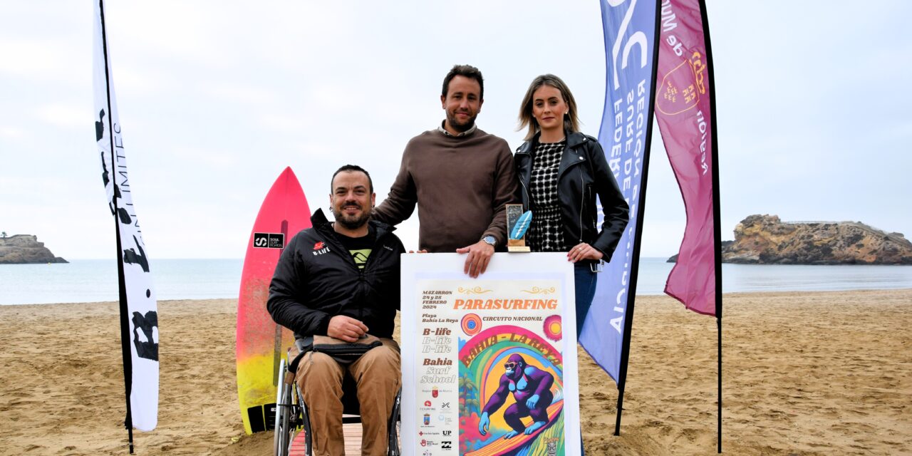 Deporte e inclusión se darán cita este fin de semana en Mazarrón durante la Copa de España de Parasurfing