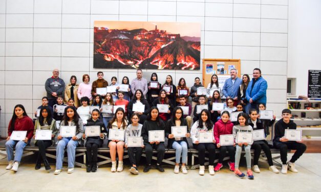 Hajar El Llamdoui, Ángela Cañas Castillo y María Sánchez Moreno se hacen con el primer, segundo y tercer premio del certamen de dibujo y pintura ‘Domingo Valdivieso’