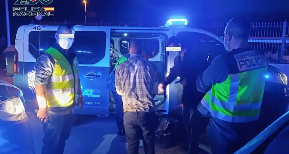 Arrestan a los responsables de fincas agrícolas de Lorca, Mazarrón y Águilas por explotar laboralmente a extranjeros