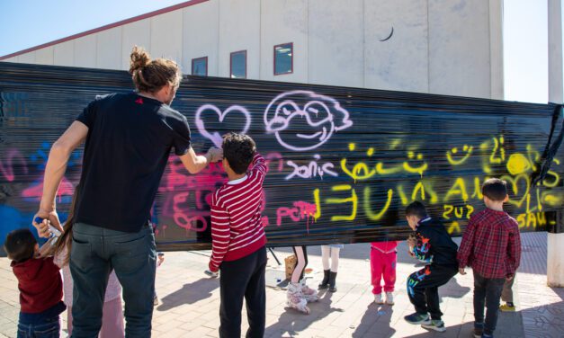 El pabellón deportivo de La Cañadica congregó, el pasado 2 de marzo, un festival de grafiti, música rap, break dance, y sesiones de Dj’s