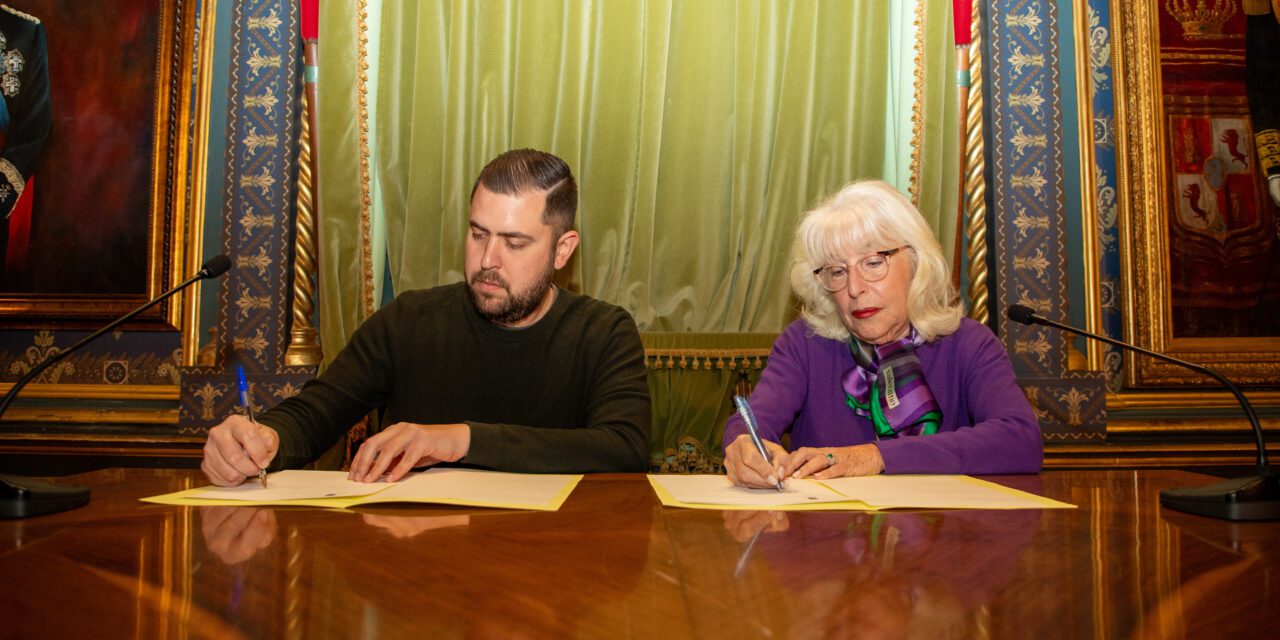 El patrimonio documental de Mazarrón se enriquece con una donación al archivo municipal
