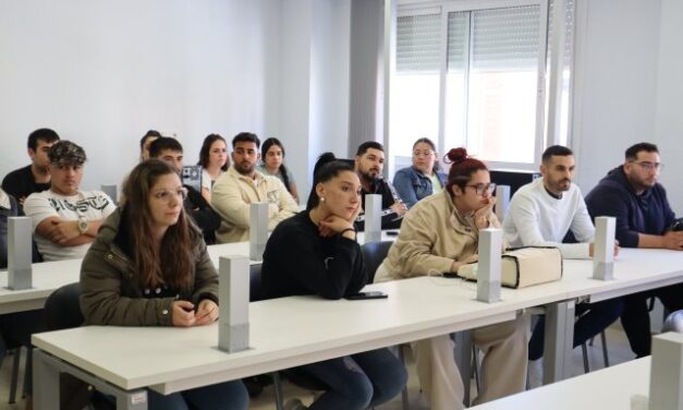 Programa «Ecogastro» del SEF brinda oportunidades laborales a jóvenes desempleados de Mazarrón