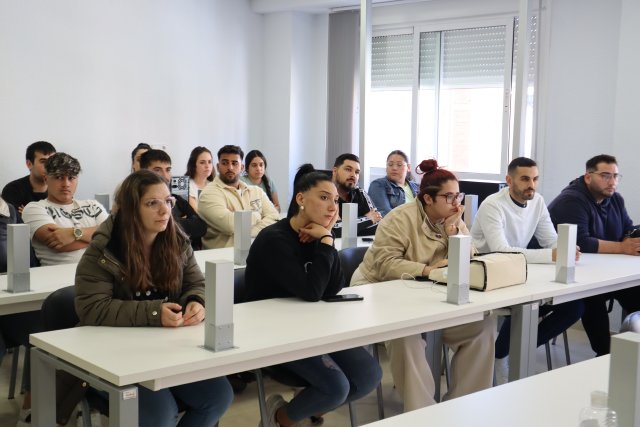 Programa «Ecogastro» del SEF brinda oportunidades laborales a jóvenes desempleados de Mazarrón