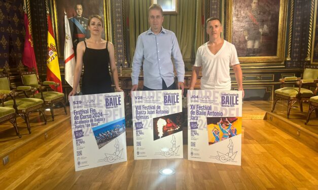 Presentación de la integración de las escuelas de baile en la programación de Mares de Papel