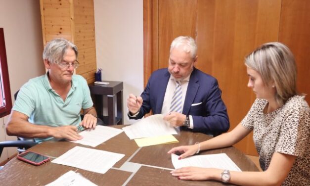 El Ayuntamiento de Mazarrón firma dos convenios para impulsar el deporte local