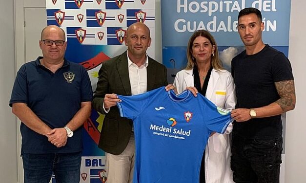 El Hospital del Guadalentín y el CD Bala Azul firman un acuerdo de colaboración