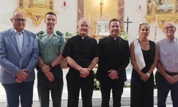 Pablo Caballero toma de posesión como nuevo párroco de la Iglesia del Puerto