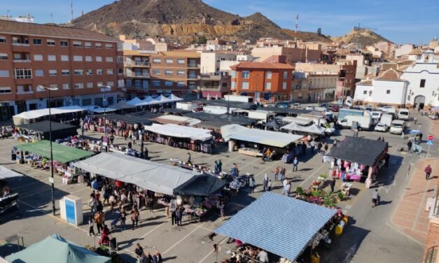 El mercadillo semanal de Mazarrón se adelanta al viernes 11 de octubre