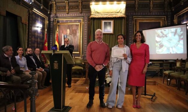 Laila Lahlali El Mannizi gana la I Olimpiada de Fotografía Constitucional