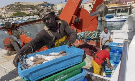 La pesca inicia su primer día de huelga con protesta en Madrid
