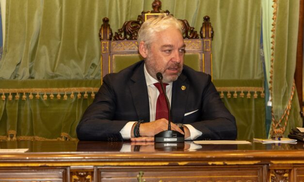 El alcalde de Mazarrón, Ginés Campillo, solicita la ampliación de plazas para el Centro de Día de Personas con Discapacidad