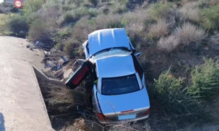 Un hombre, cuya edad no ha trascendido, resultó herido este domingo en la RM-332, carretera de Mazarrón en sentido Cartagena (poco antes del camping Las Torres), t