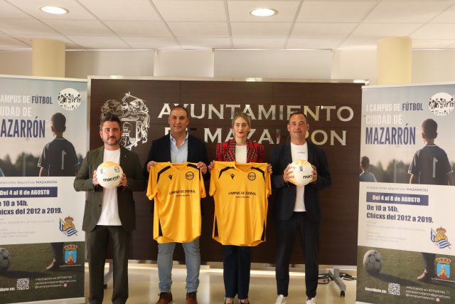 Presentación del Campus de Fútbol «Ciudad de Mazarrón», que se celebrará del 4 al 8 de agosto