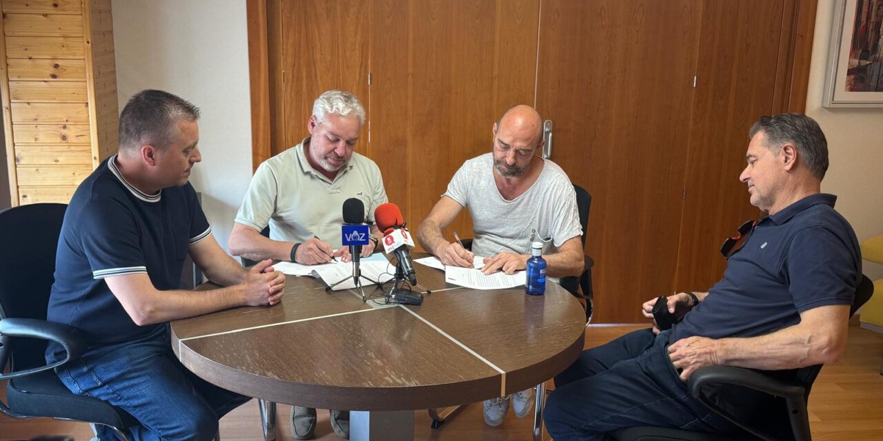 El ayuntamiento de Mazarrón y la Fundación Lidó Rico, firman un convenio para la dinamización del arte y la cultura