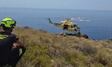 Servicios de emergencias han atendido un rescate en la Azohía, Cartagena.