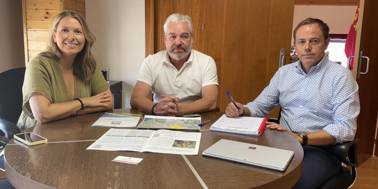 Ginés Campillo se posiciona junto a agricultores y entidades agrarias para rechazar el programa de nitratos del gobierno regional