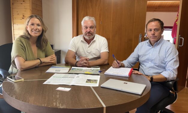 Ginés Campillo se posiciona junto a agricultores y entidades agrarias para rechazar el programa de nitratos del gobierno regional