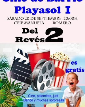 Cerca de 300 personas disfrutan del cine en Playasol 1