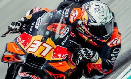 Acosta firma un gran segundo puesto en Malasia y Quiles es rookie del año