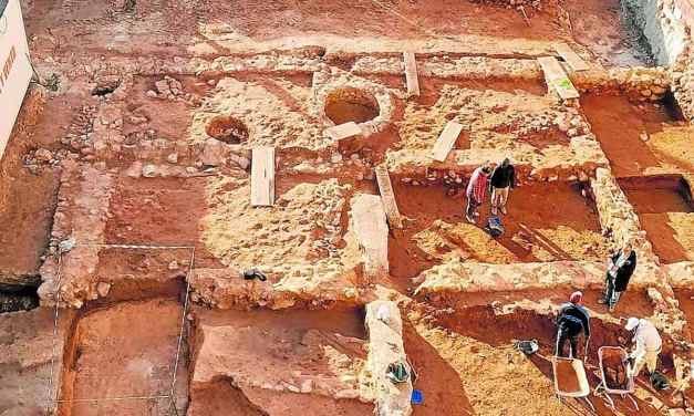 La excavación junto a la dársena de Puerto de Mazarrón halla restos romanos y medievales