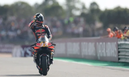 Pedro Acosta se exprime en Portimao, pero no pasa del tercer puesto