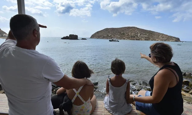 Costas eleva la protección de una de las mayores islas privadas de la Región de Murcia