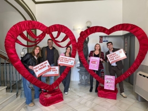 La Concejalía de Comercio lanza la campaña “Amor por lo nuestro” para dinamizar el comercio local en San Valentín