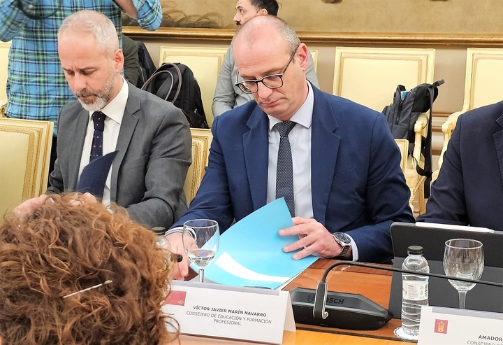 La Comunidad avanza con la bajada de ratio en las aulas de la Región y completa la reducción del horario lectivo del profesorado