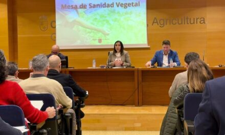 La Comunidad y el sector agrario crean un protocolo para anticiparse en el control fitosanitario de los cultivos
