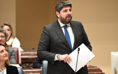 López Miras anuncia un primer paquete de medidas para amortiguar los efectos de la crisis energética en las empresas