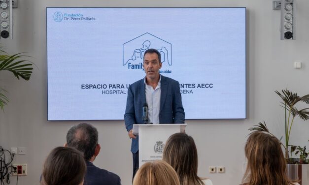 La Fundación Dr. Pérez Pallarés presenta a la Corporación Municipal el proyecto ‘Respira la vida – Family Place’