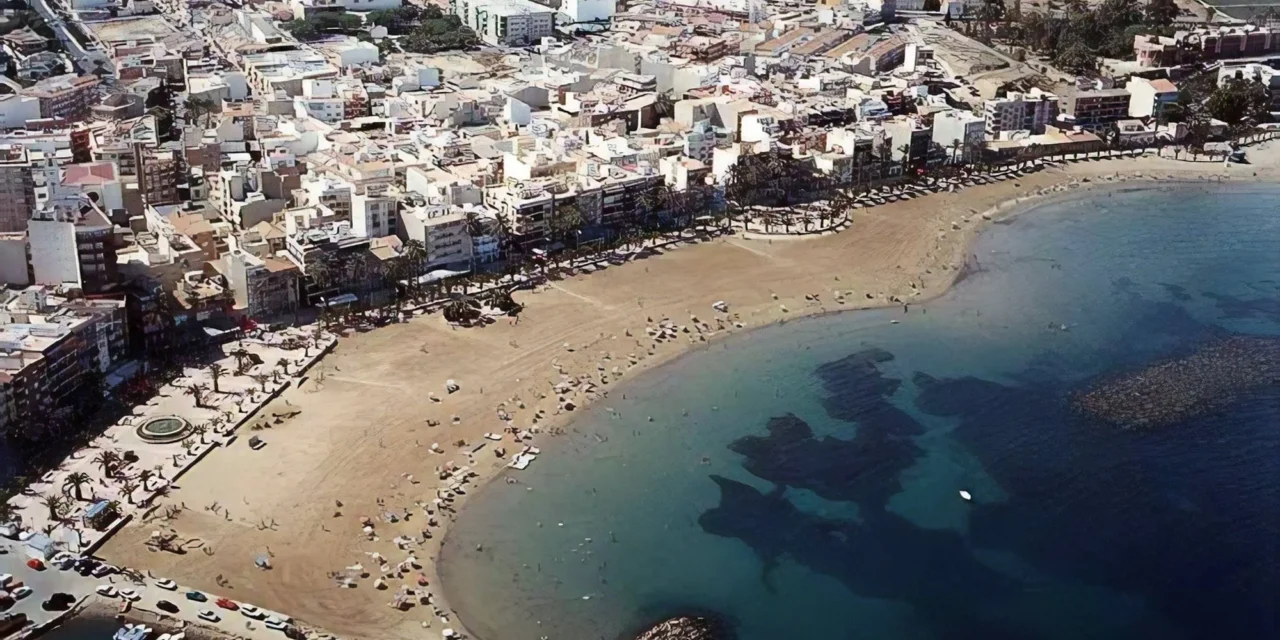 Mazarrón avanza en la recuperación de sus playas tras los temporales de 2026