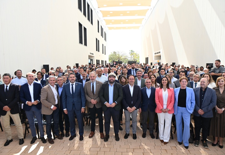 López Miras llama a crear «un clamor social» en defensa del Tajo-Segura porque «nos estamos jugando nuestro futuro»