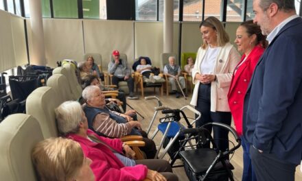 El plan ‘Más que un Hogar’ adapta un centenar de residencias y centros de día a las necesidades de las personas mayores