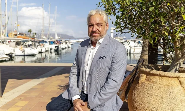 La Guardia Civil recaba en el Ayuntamiento de Mazarrón documentos sobre la pista de skate