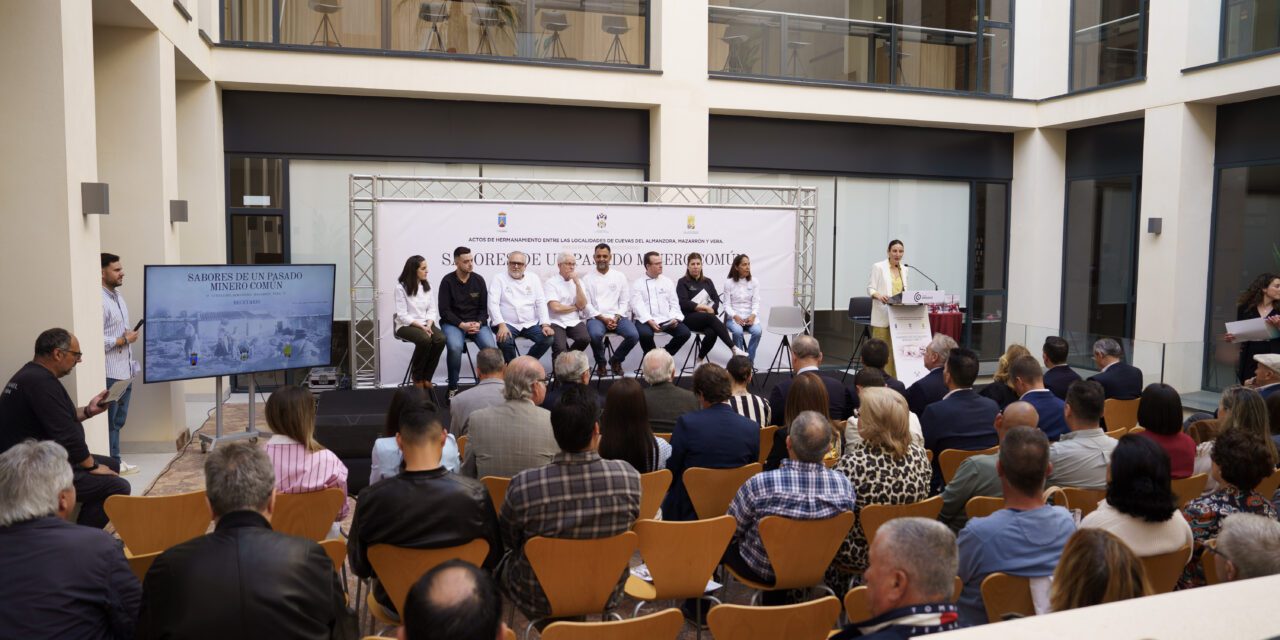 Vera culmina el hermanamiento con Cuevas del Almanzora y Mazarrón poniendo en valor su pasado minero común